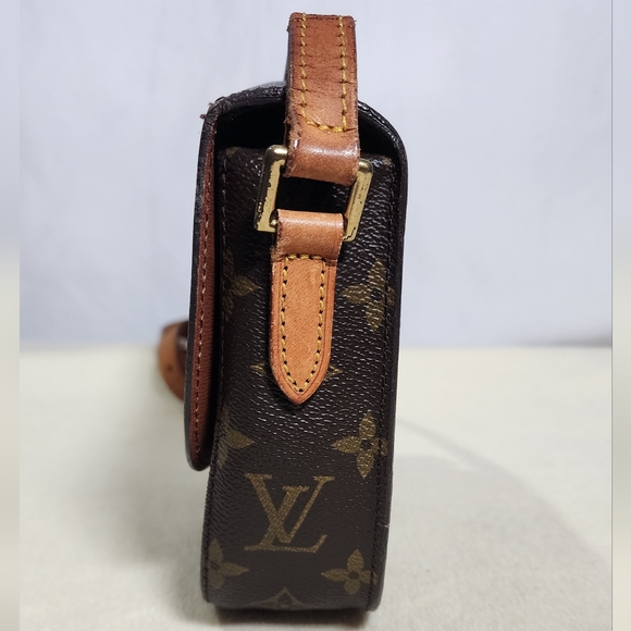 Louis Vuitton St. Cloud pm (smallest size). 1988 Int pocket glued shut. - Picture 4 of 16
